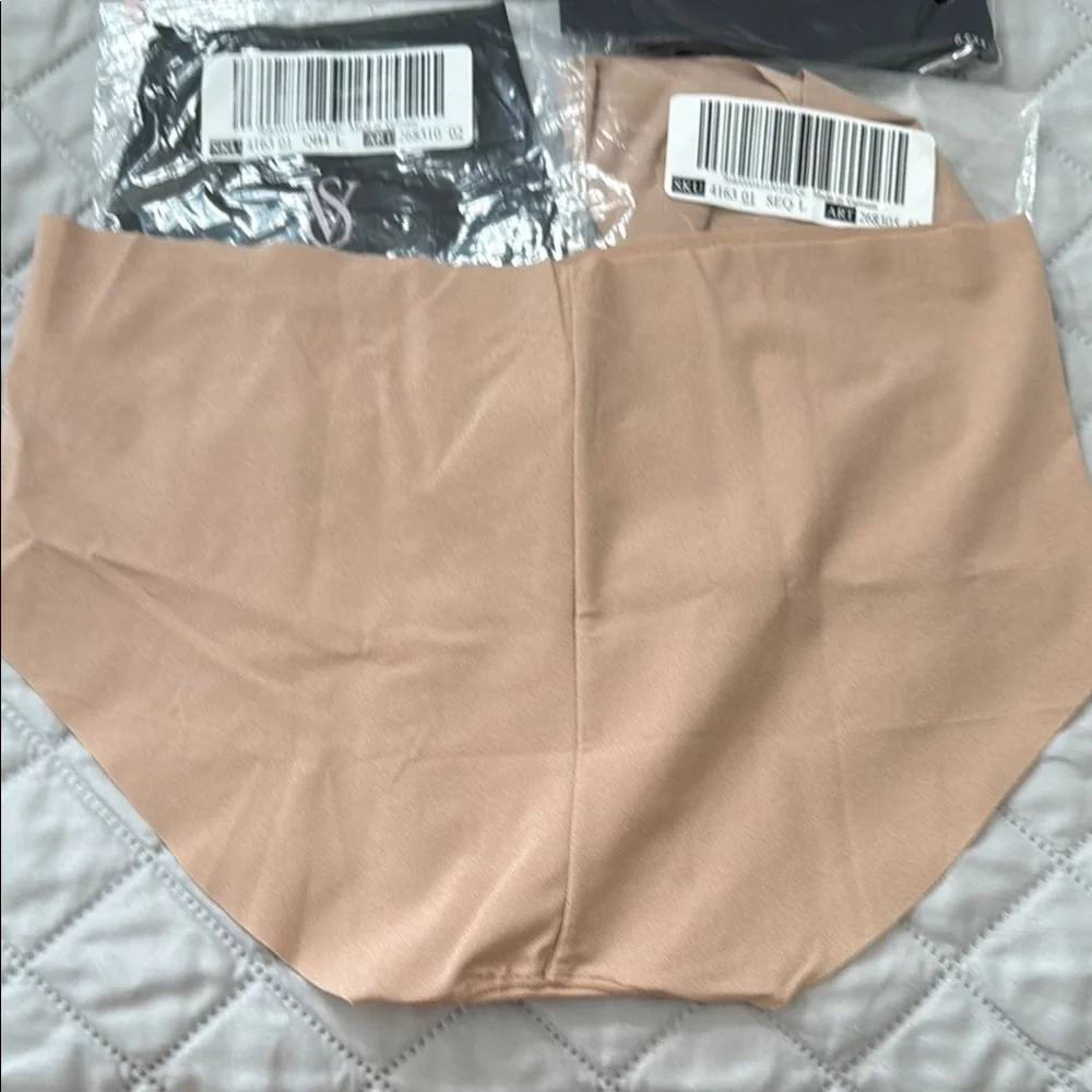 Victoria's Secret Seamless Panties - Picture 2 of 3
